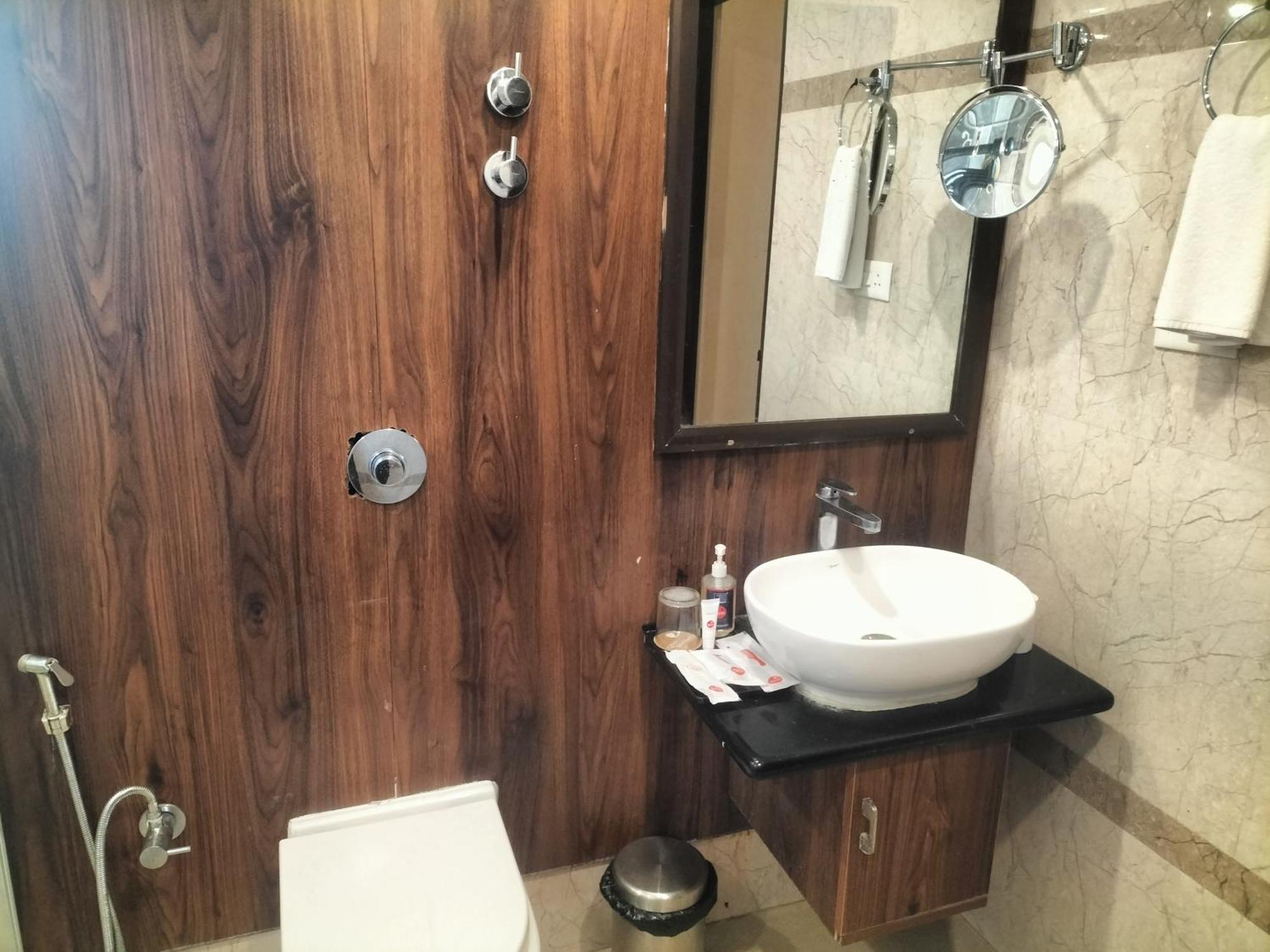 Zip By Spree Hotels Surabi International Vellore Zewnętrze zdjęcie